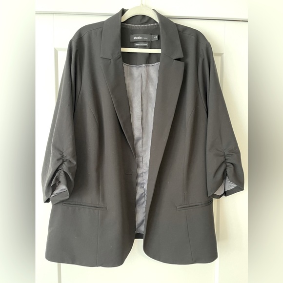 torrid Jackets & Blazers - Torrid | Size 4 | Studio Gabardine Madison Blazer - Black